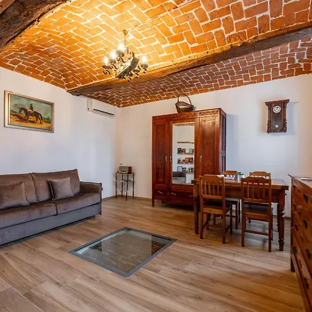 Zio-nonno By Interhome Holiday home Portacomaro