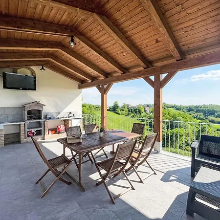 Holiday home Zio-nonno By Interhome Portacomaro